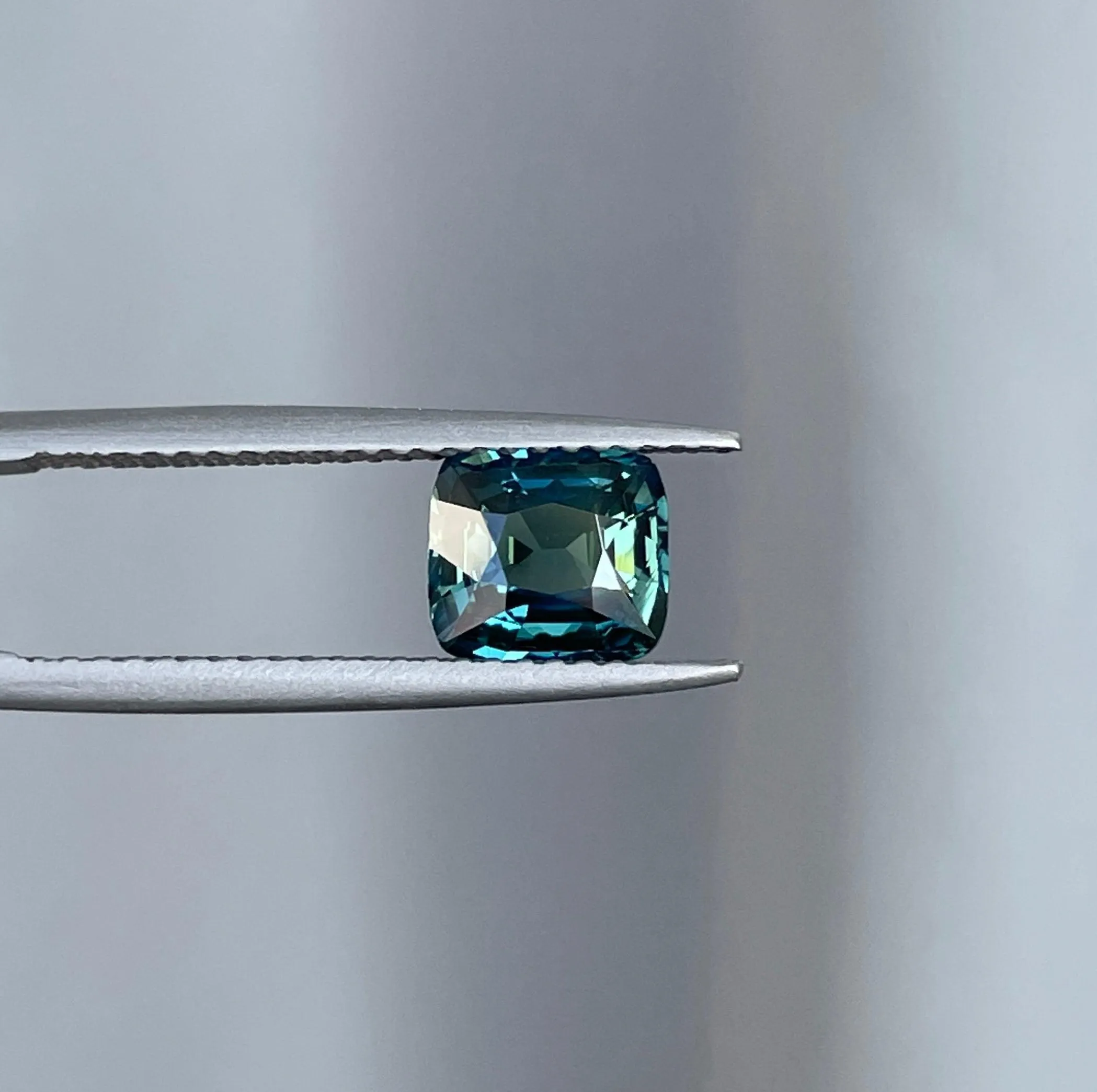 1.60 ct Unique teal sapphire, precious gemstone in Cushion cut from Madagascar for custom handmade engagement ring, Bicolour green blue ring