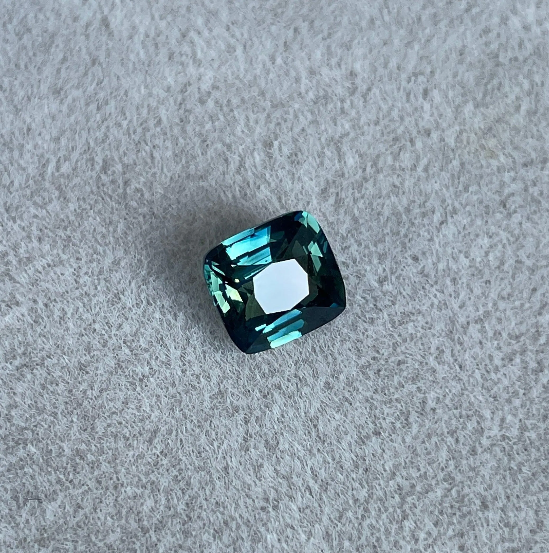 1.60 ct Unique teal sapphire, precious gemstone in Cushion cut from Madagascar for custom handmade engagement ring, Bicolour green blue ring
