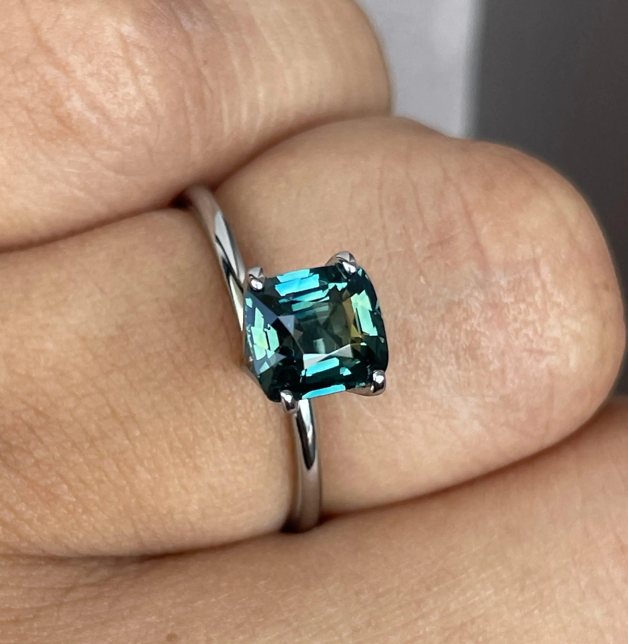 1.60 ct Unique teal sapphire, precious gemstone in Cushion cut from Madagascar for custom handmade engagement ring, Bicolour green blue ring