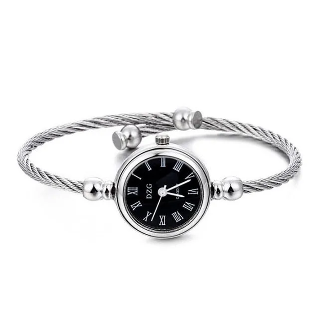 2019 Women's Simple Lady's Quartz Watch