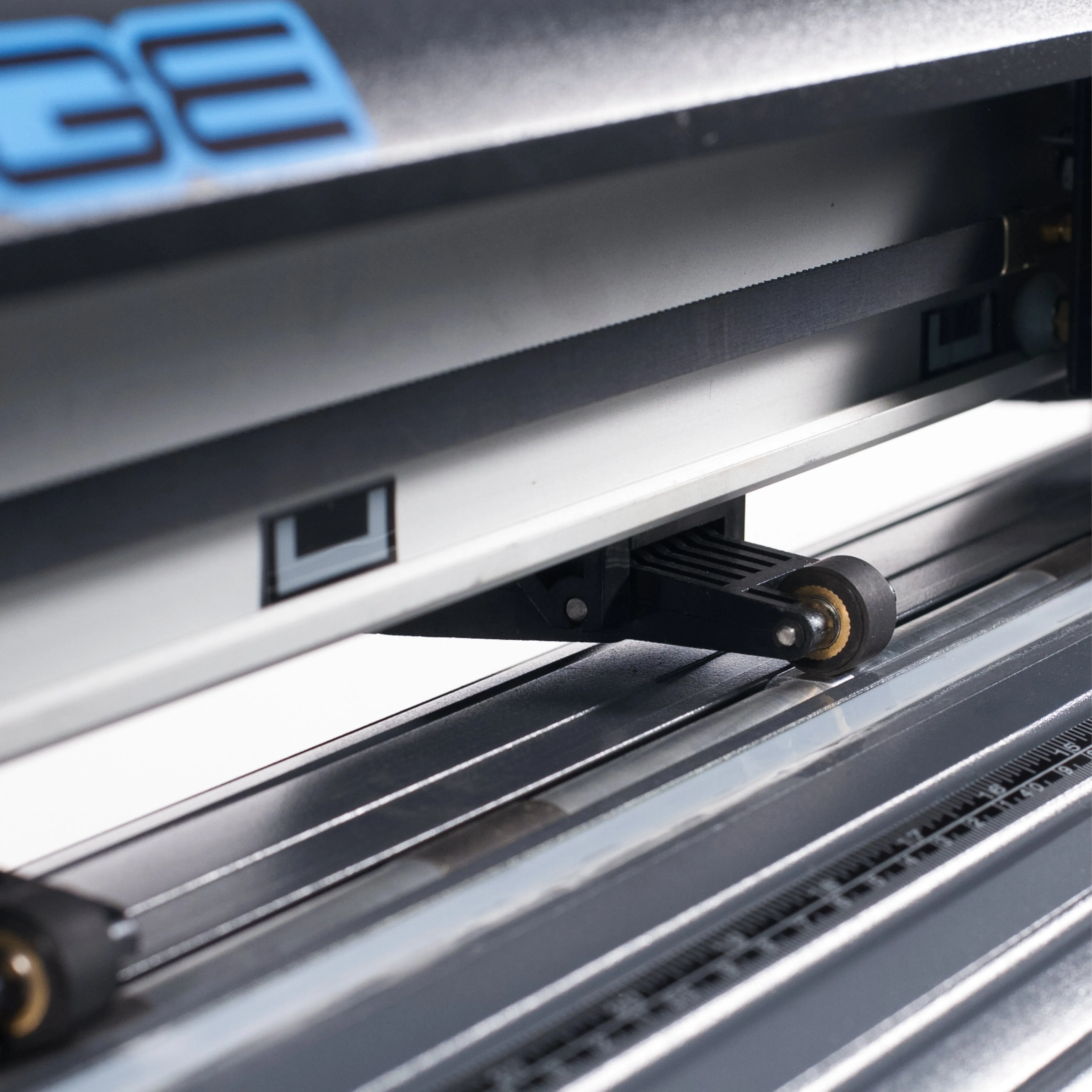 HPN VinylSystems Edge 28" Cutter/Plotter - Contour Cutting Stepper Motor