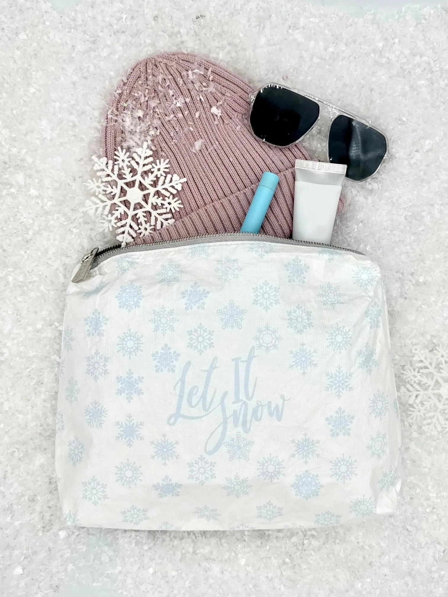 Medium Zipper Pack - Snow Globe