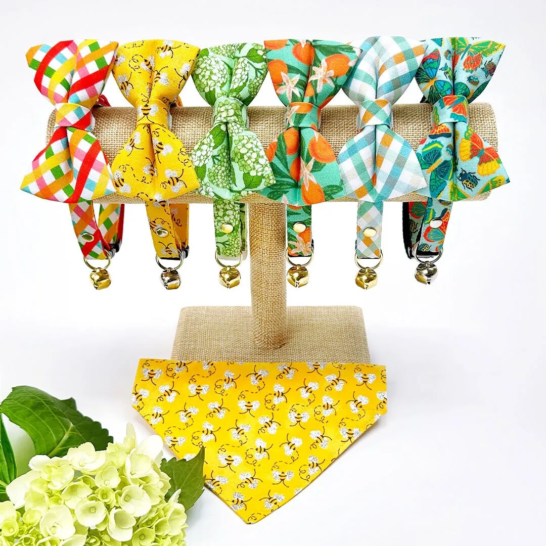 Pet Bow Tie - "Show Me The Honey" - Yellow Bee Cat Bow Tie / Spring   Summer / For Cats   Small Dogs (One Size)
