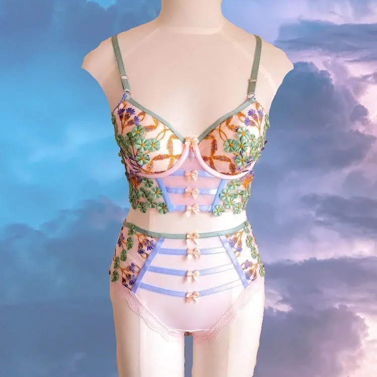 Song of Songs Lace Bra and Undie Kit